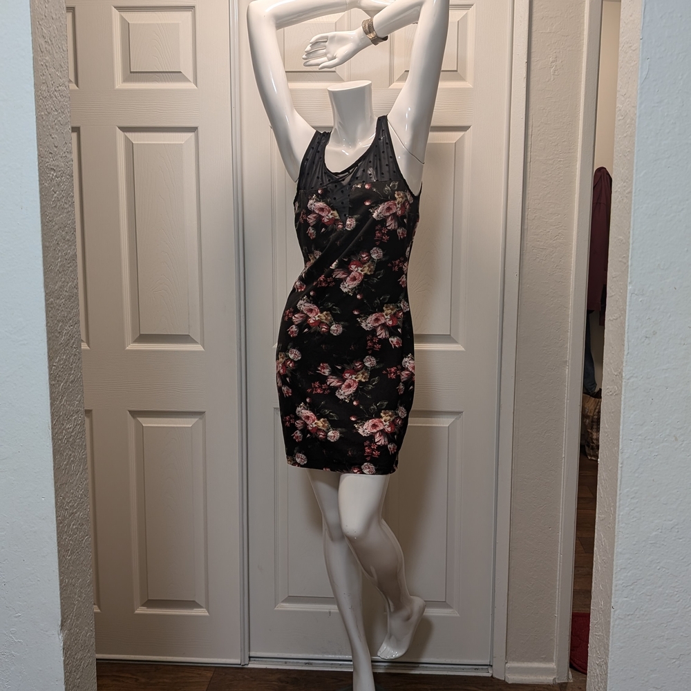 H & M Floral Multicolored Sleeveless Mini Medium Dress NWT -- Final Price
